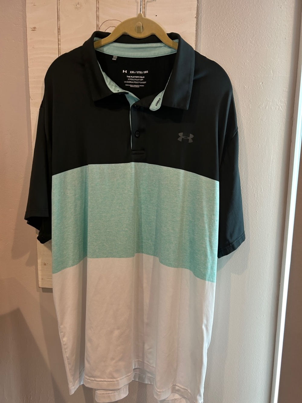 Under Armour Men’s Black, Mint Green & White Colorblock Polo
